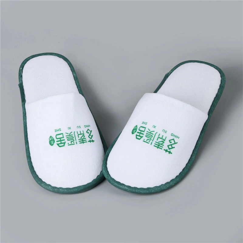 Customization Hotel Amenities SPA Guest Plush Closed Toe Disposable Hotel Slippers with Logo